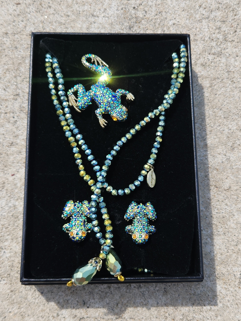 HEIDI DAUS Green Frogs 3Pc SET Crystal Necklace CLIP Earrings Pin